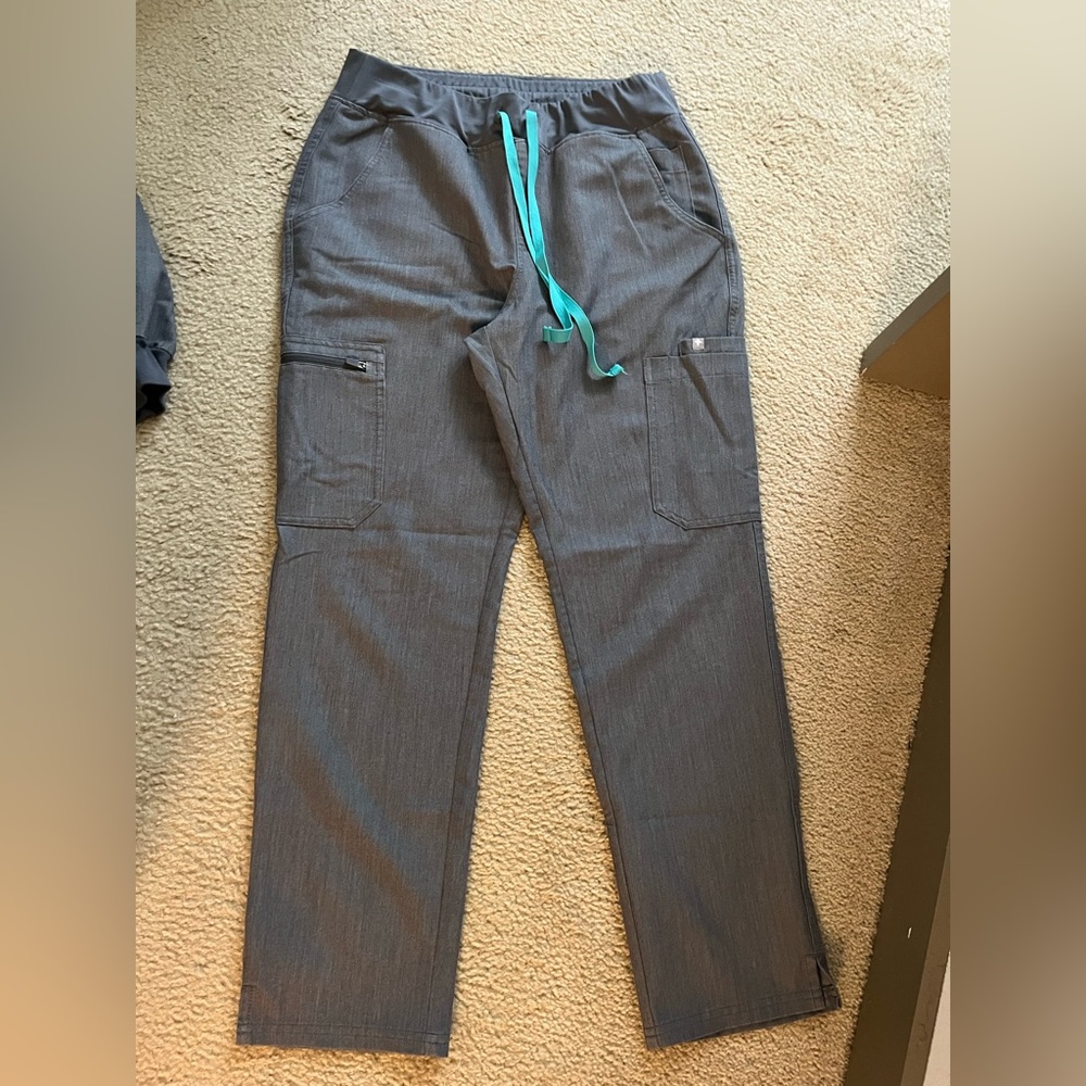 Figs Yola high waisted scrub pants